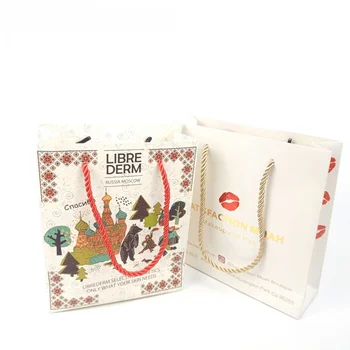 индивидуальный дизайн Бесплатный дизайн Рождественский бумажный пакет с логотипом на заказ Подарочный пакет с ручкой