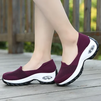 Женская повседневная обувь 2023 года, нескользящая уличная Толстая подошва, скошенный каблук, Дышащая Повседневная удобная спортивная обувь, обувь для прогулок
