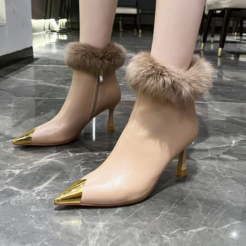 Женские зимние ботинки 