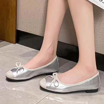 Круглая головка с бантиком для мелкого рта, демонстрирующая балетные туфли на плоской подошве, шелковые туфли для женщин большого размера