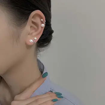 Металлический крестообразный зажим для ушей серебристого цвета с жемчугом, геометрический Маленький зажим для ушей с жемчугом в виде креста, женские серьги, зажим для ушной косточки в корейском стиле